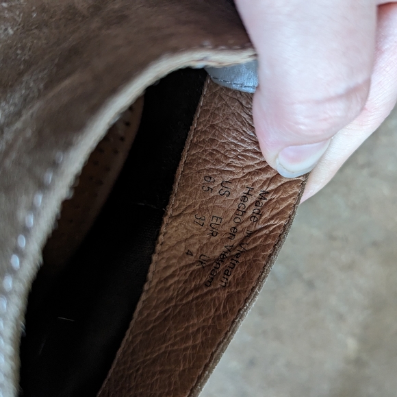 🌻2 for $20 | ☀️Aldo High Heel Booties with Zipper - Picture 4 of 6